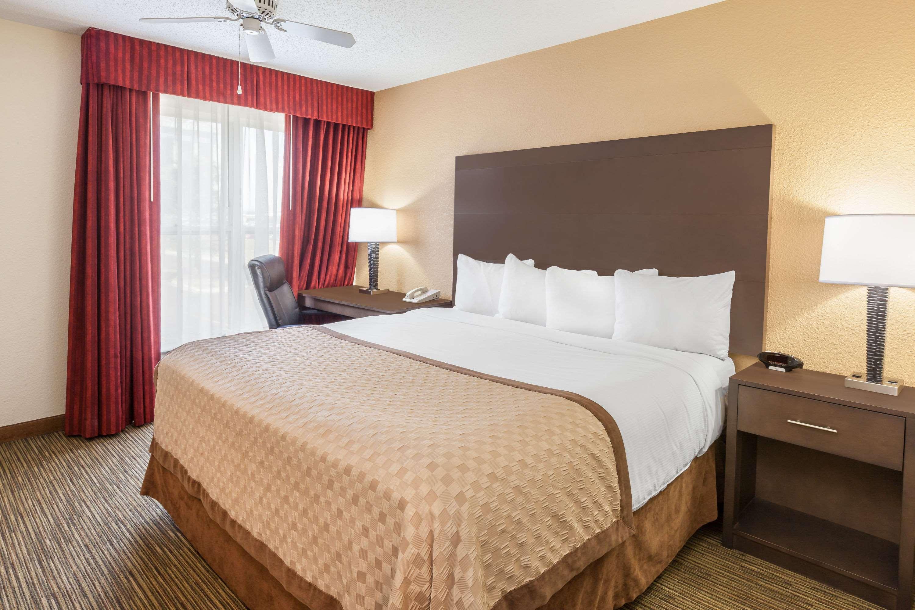 Affordable Suites Of America Detroit-Warren Extérieur photo